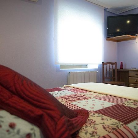 Hostal Mizmaya Оснайо Экстерьер фото